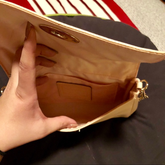 Authentic Coach Ruby Crossbody - Picture 5 of 7